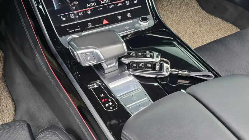 Audi A8