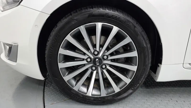 Kia K7