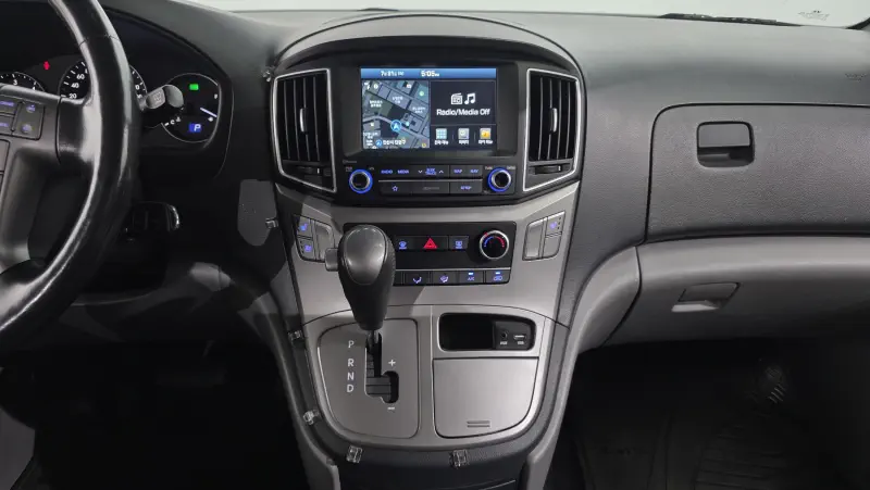 Hyundai Grand Starex