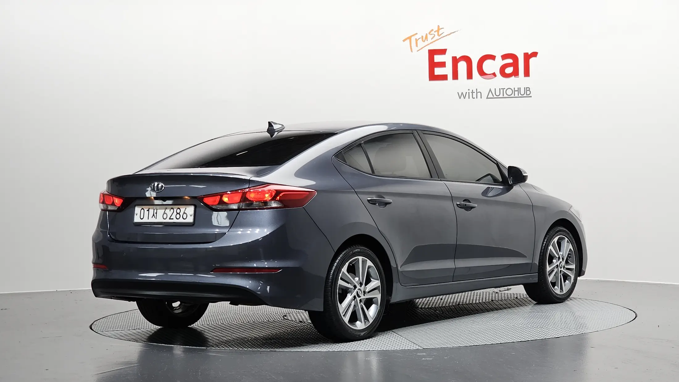 Hyundai AVANTE 2017