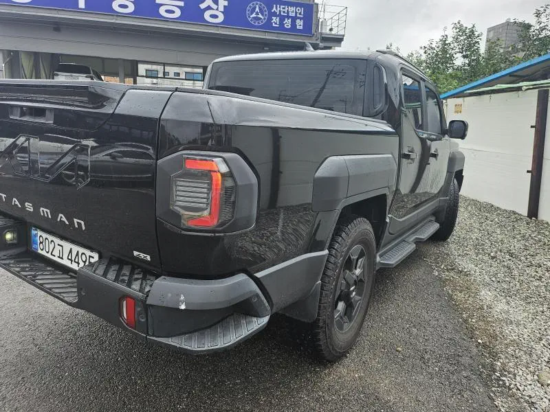 Kia Tasman