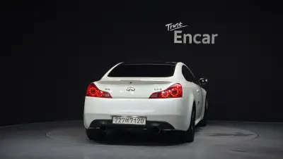 Infiniti G37
