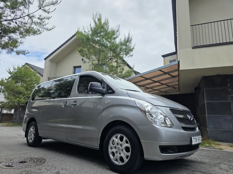 Hyundai Grand Starex