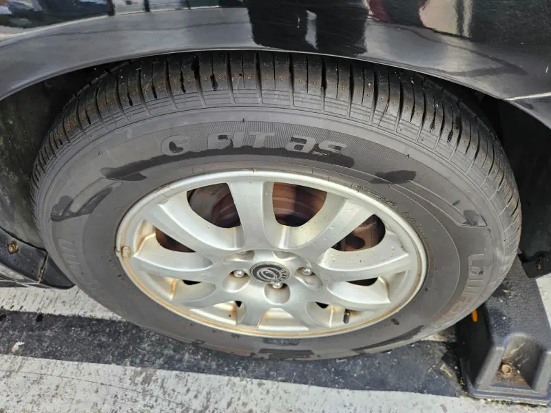 Kia OPIRUS