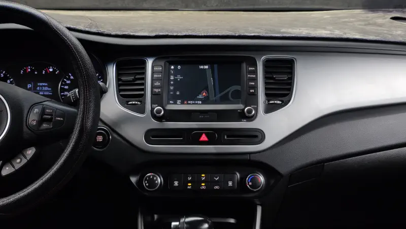 Kia Carens