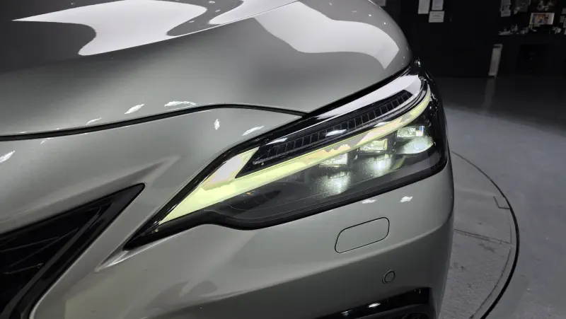 Lexus NX450h+