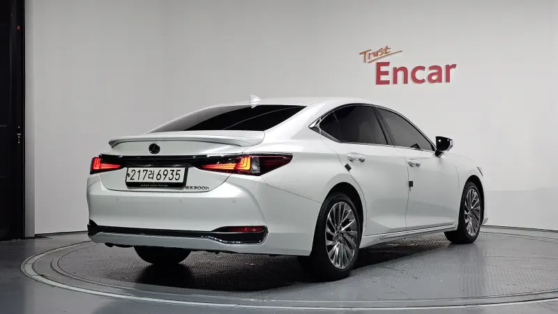 Lexus ES300h