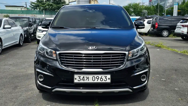 Kia Carnival