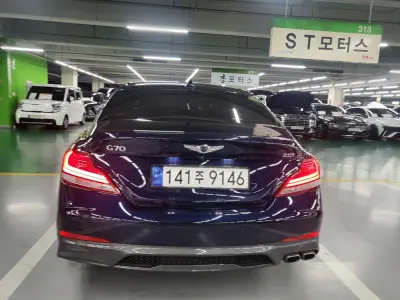 Genesis G70