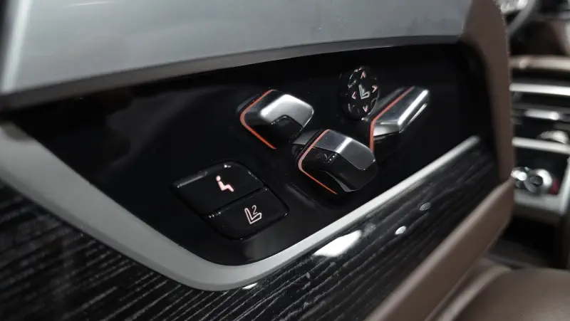 Купить BMW 7-Series Seoul из Кореи