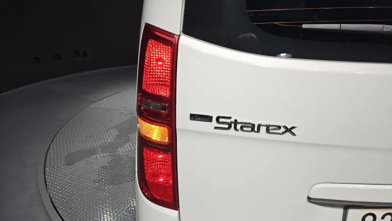 Hyundai Grand Starex