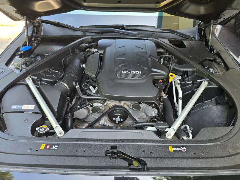 Genesis EQ900