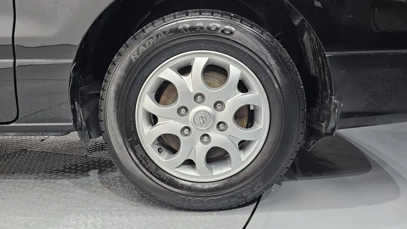 Hyundai Grand Starex