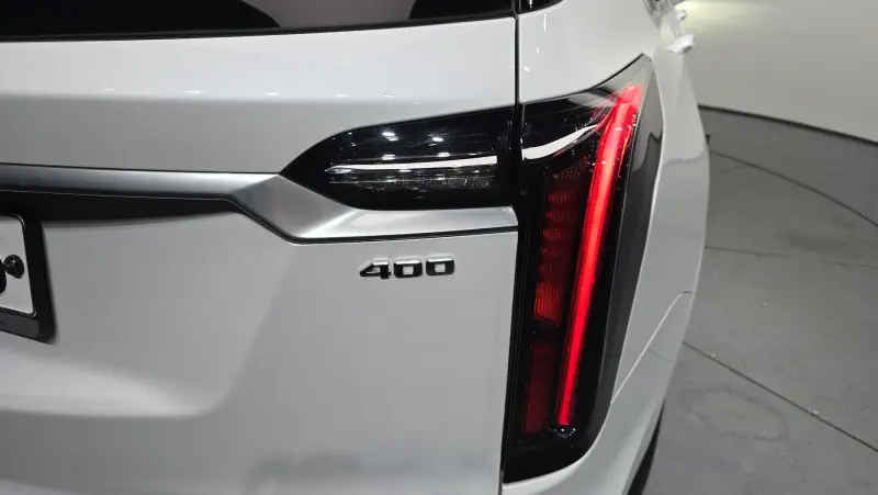 Cadillac XT6