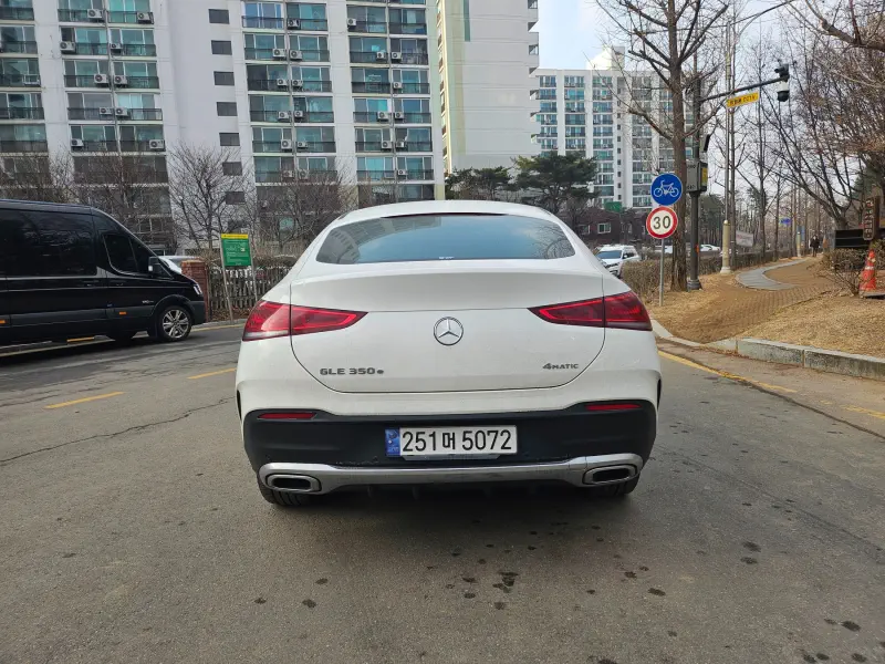 Mercedes-Benz GLE-Class
