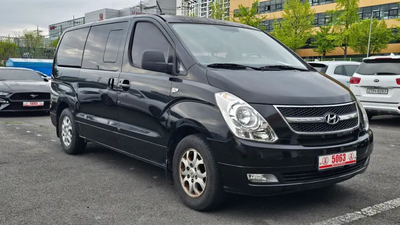 Hyundai Grand Starex