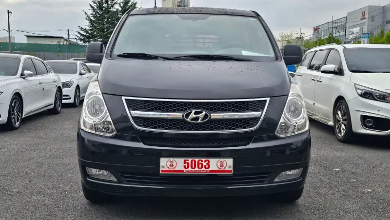 Hyundai Grand Starex