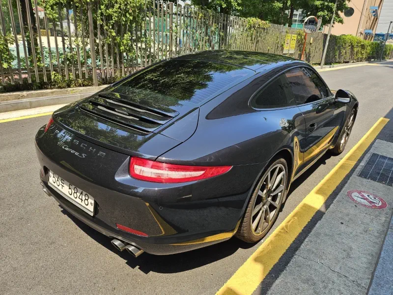 Porsche 911