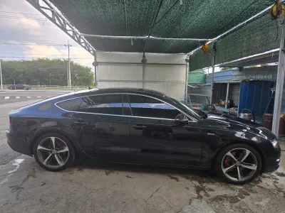 Audi A7