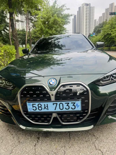 BMW i4