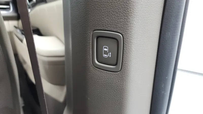 Kia Carnival 2021 - фото 19
