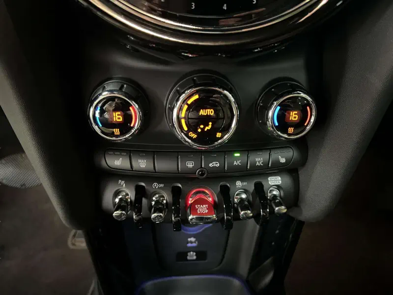 MINI Cabrio