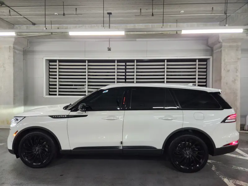 Lincoln Aviator