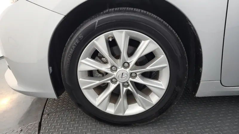 Lexus ES300h