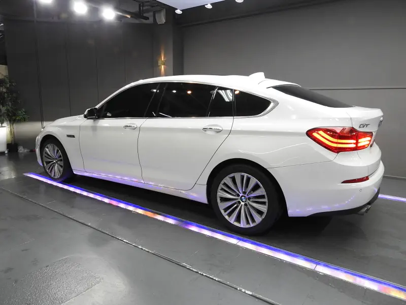 BMW 5-Series Gran Turismo