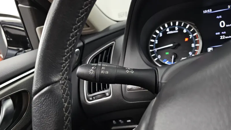 Infiniti Q50