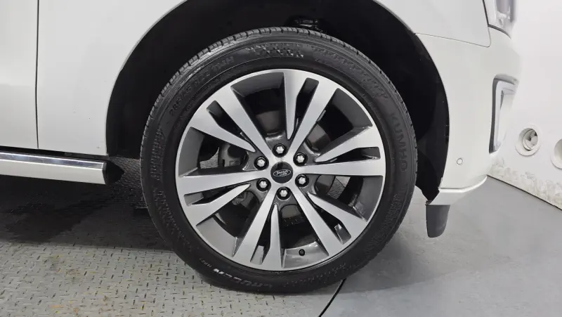 Ford Expedition