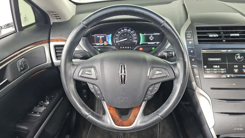 Lincoln Mkz