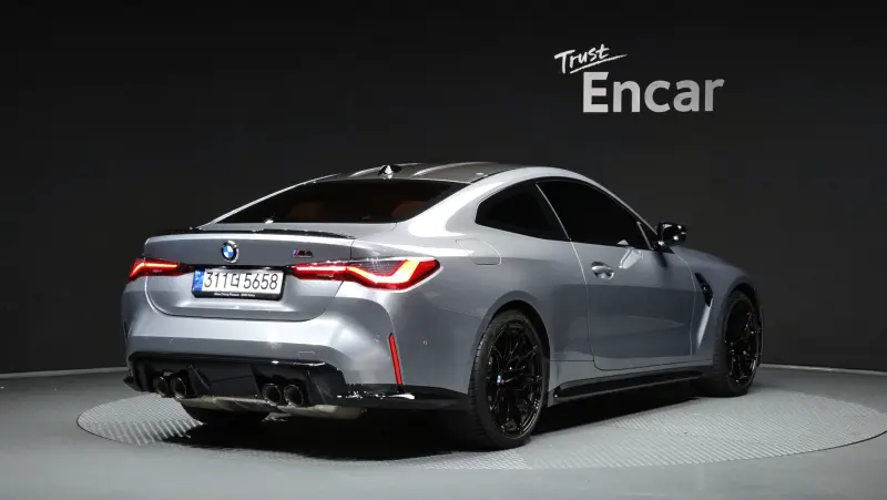 BMW M4