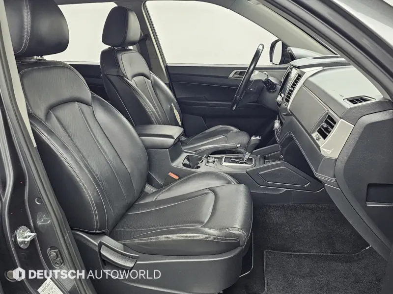 SsangYong Rexton Sports