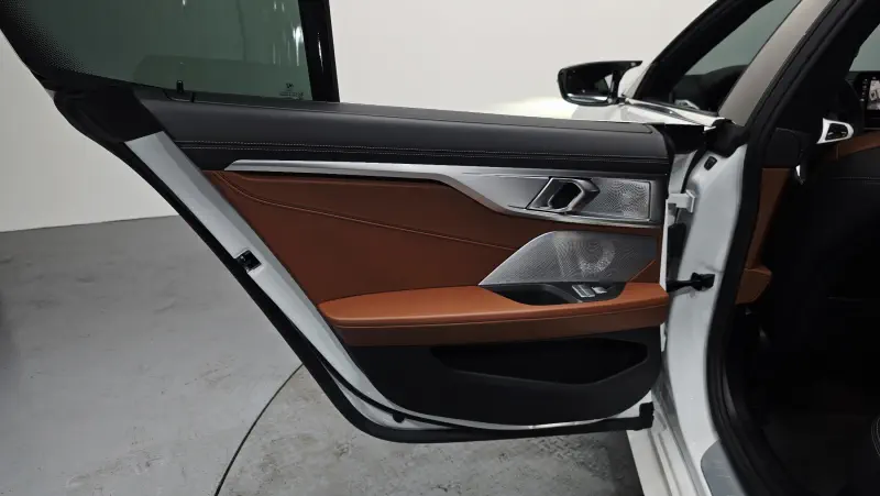 BMW 8-Series