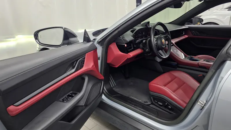 Porsche Taycan