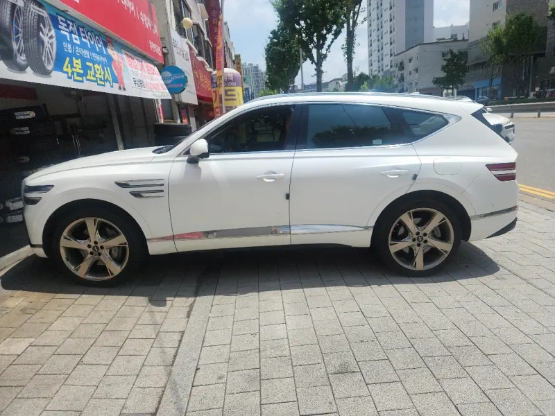 Genesis GV80