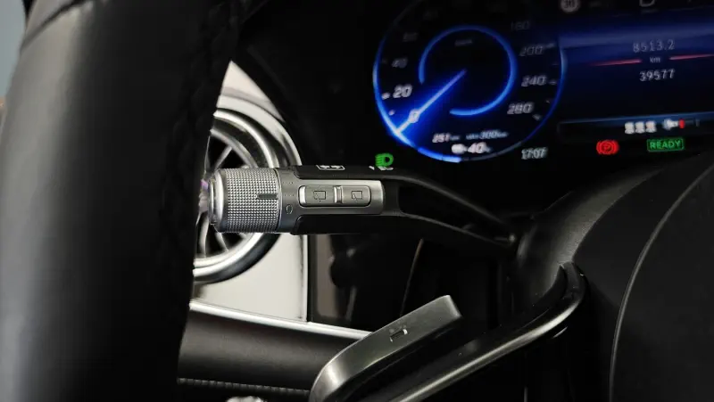 Mercedes-Benz EQS SUV
