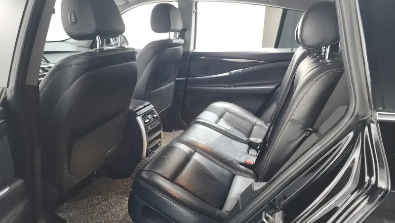 BMW 5-Series Gran Turismo