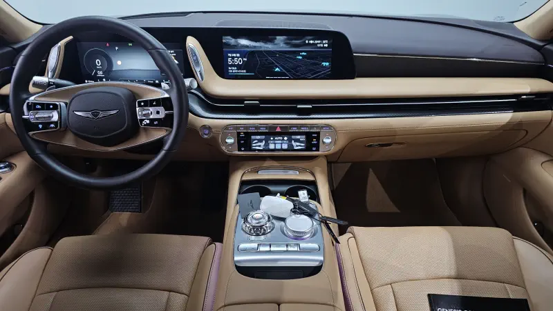 Genesis G90