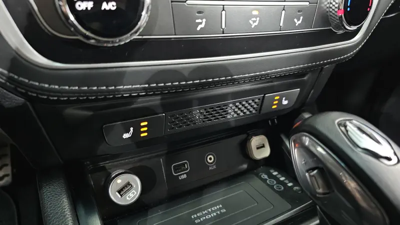 SsangYong Rexton Sports