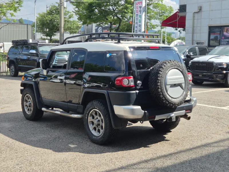 Toyota FJ Cruiser