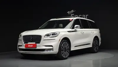 Lincoln Aviator