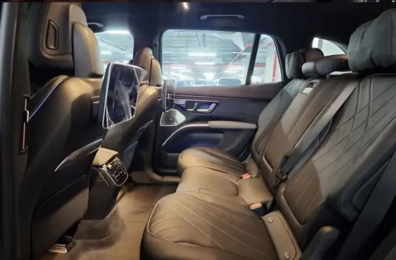 Mercedes-Benz EQS SUV