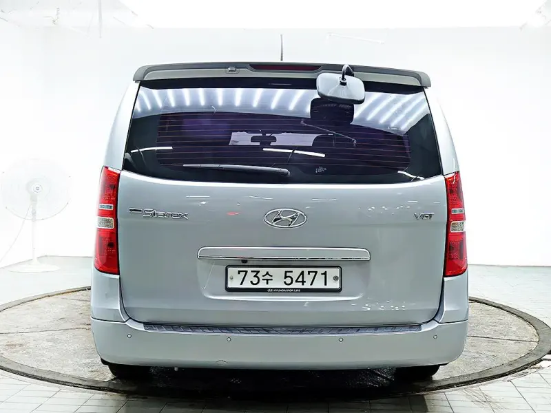 Hyundai Grand Starex