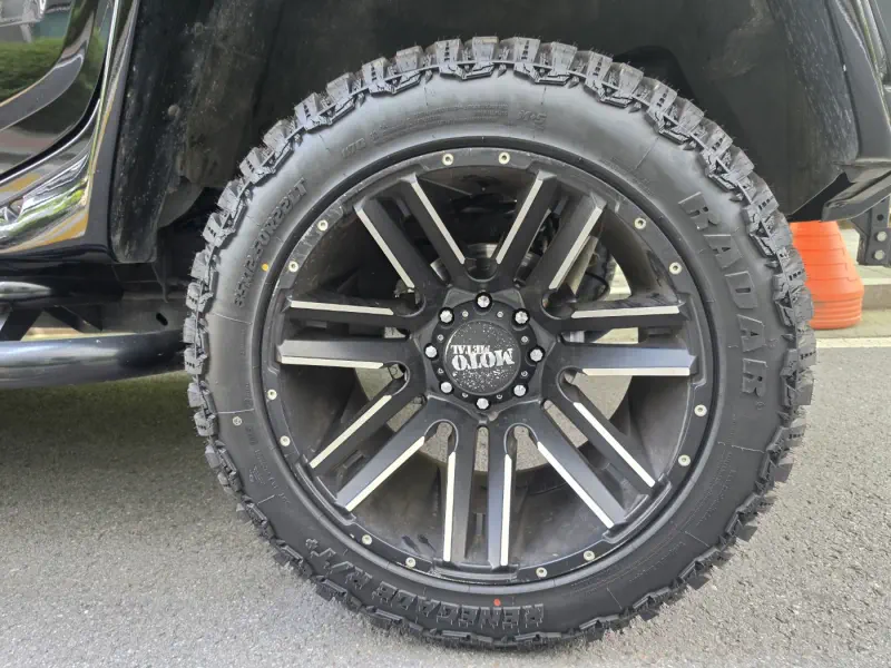 Hummer H2