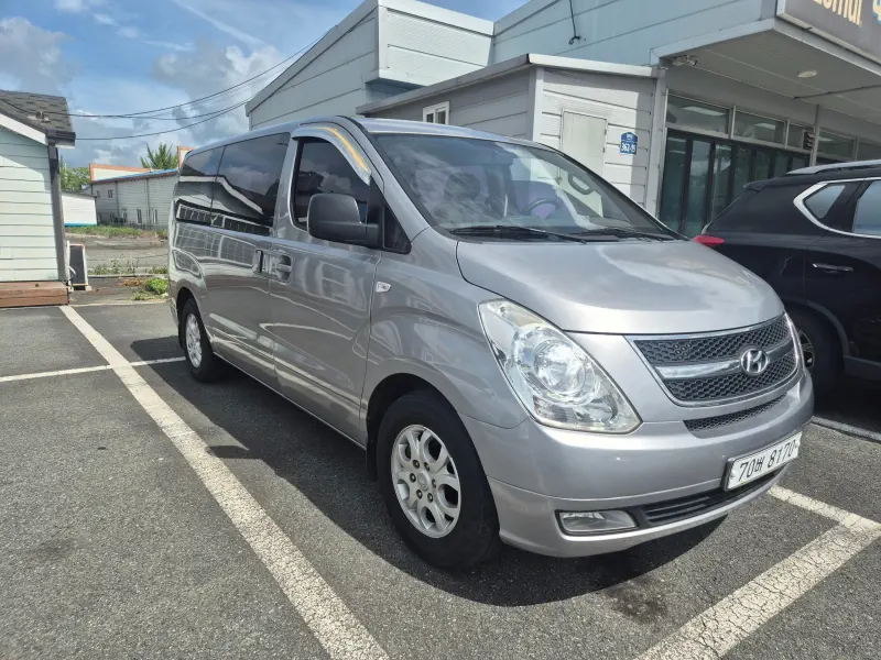 Hyundai Grand Starex