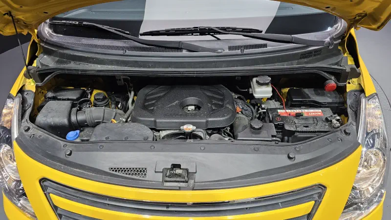 Hyundai Grand Starex
