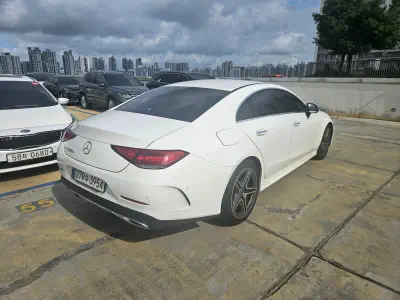Mercedes-Benz CLS-Class