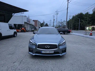 Infiniti Q50